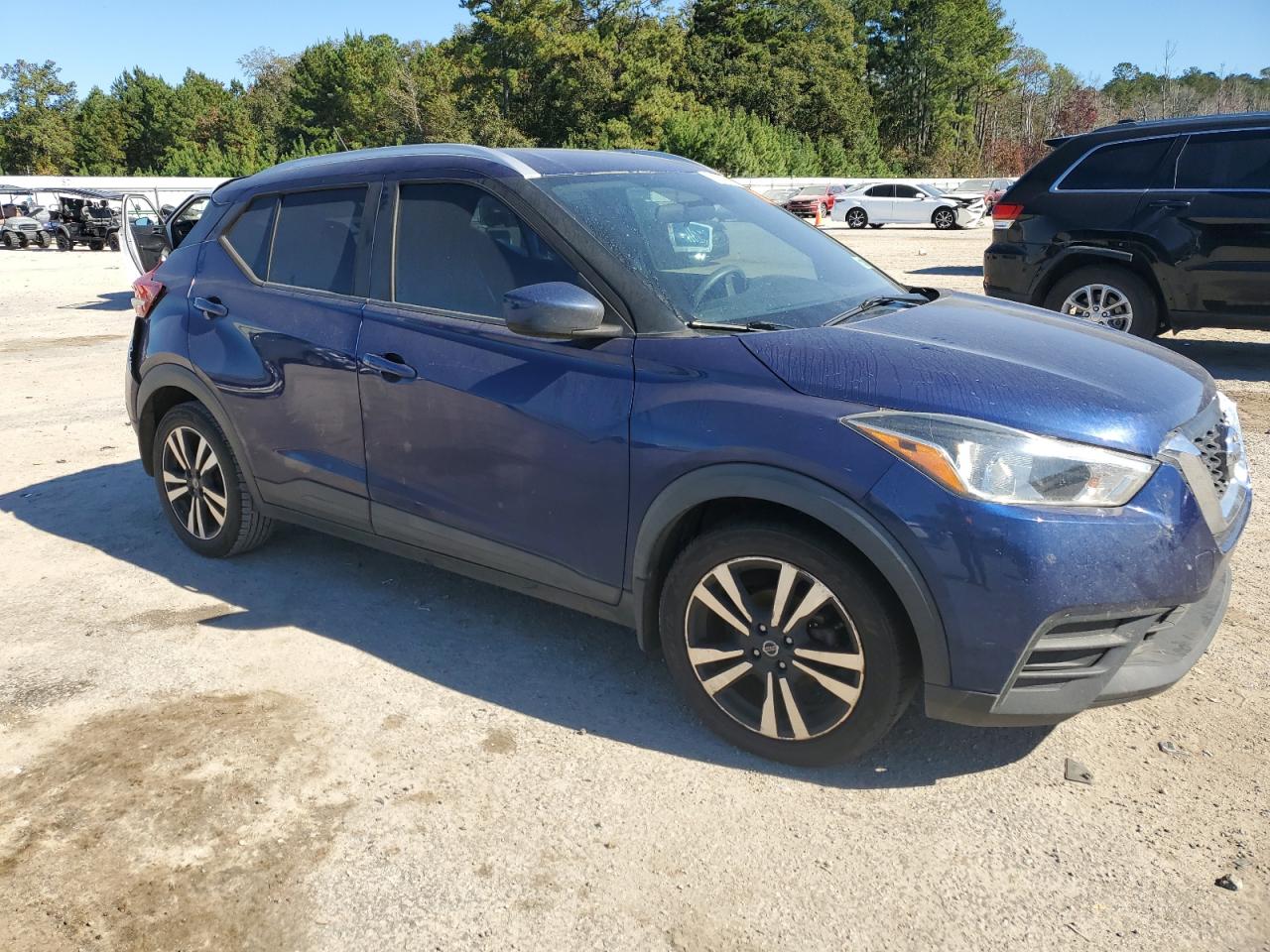 Nissan Kicks S Image 9