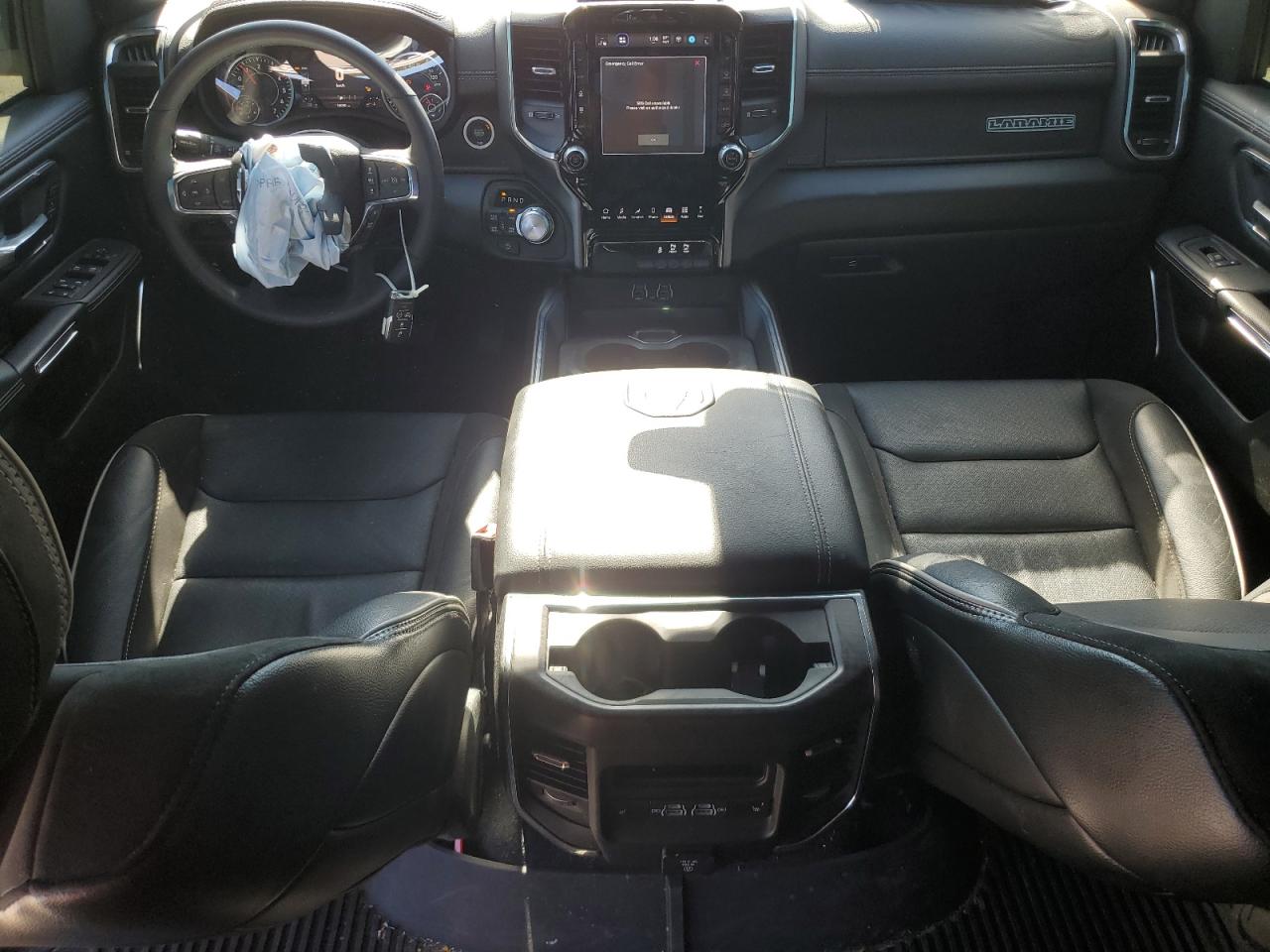 Ram 1500 Laramie Image 8