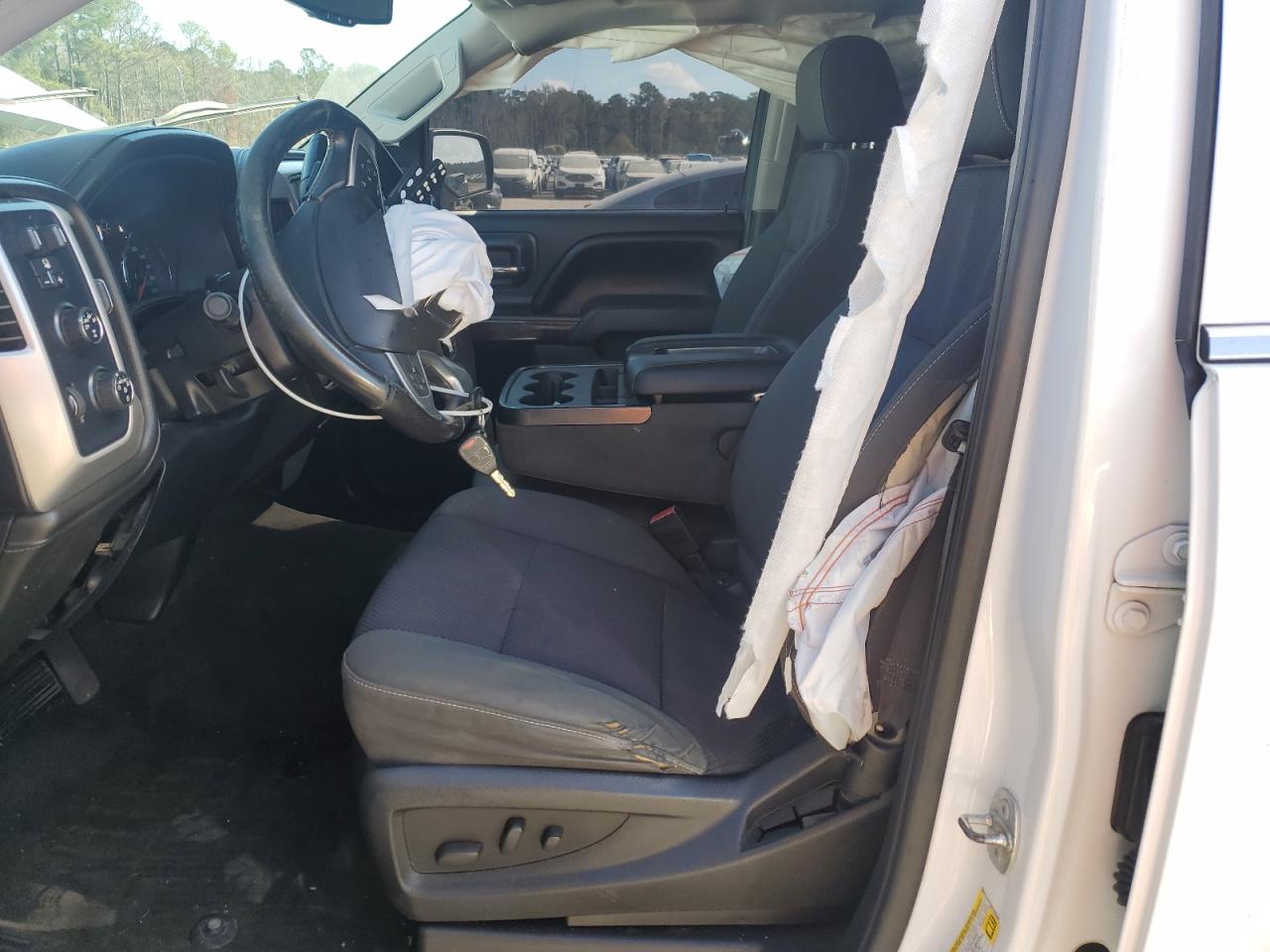 GMC Sierra K1500 Sle Image 4