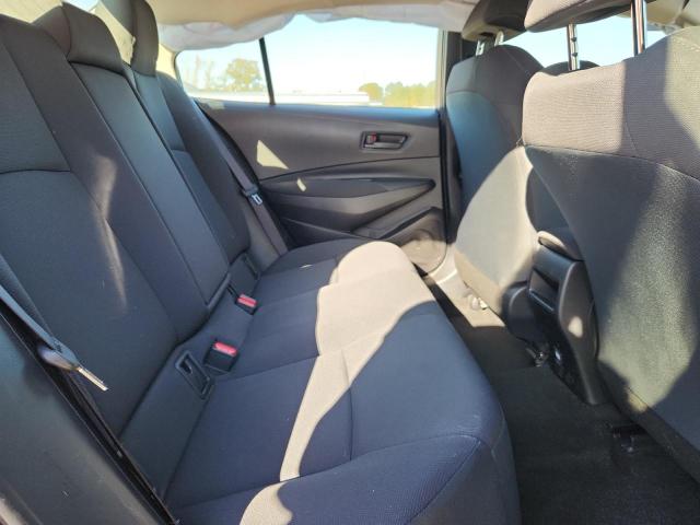 Toyota Corolla Le Image 4