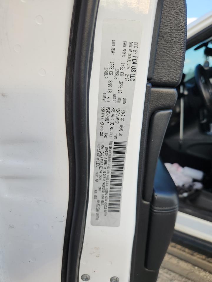 Jeep Grand Cherokee Laredo Image 2