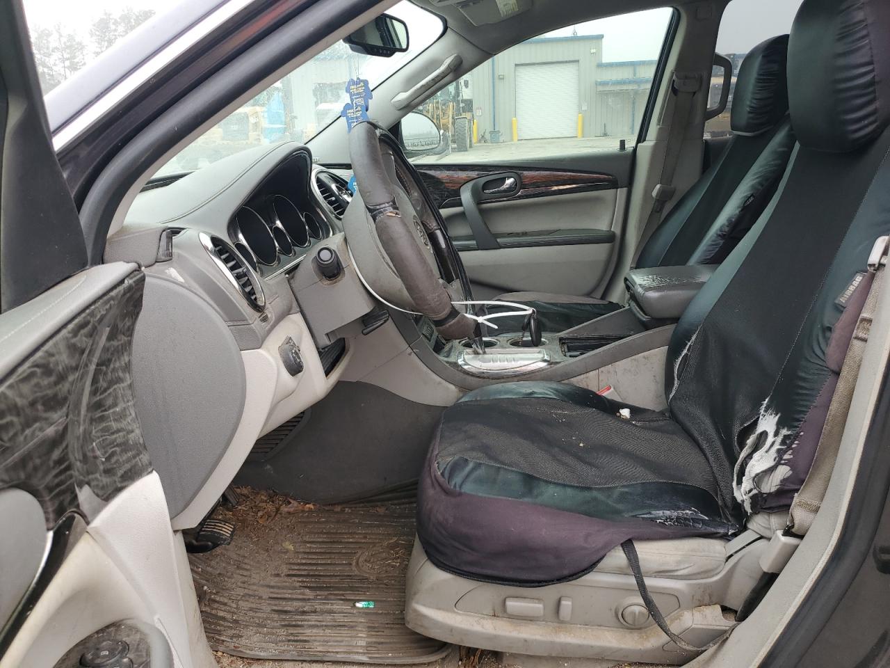 Buick Enclave Image 9