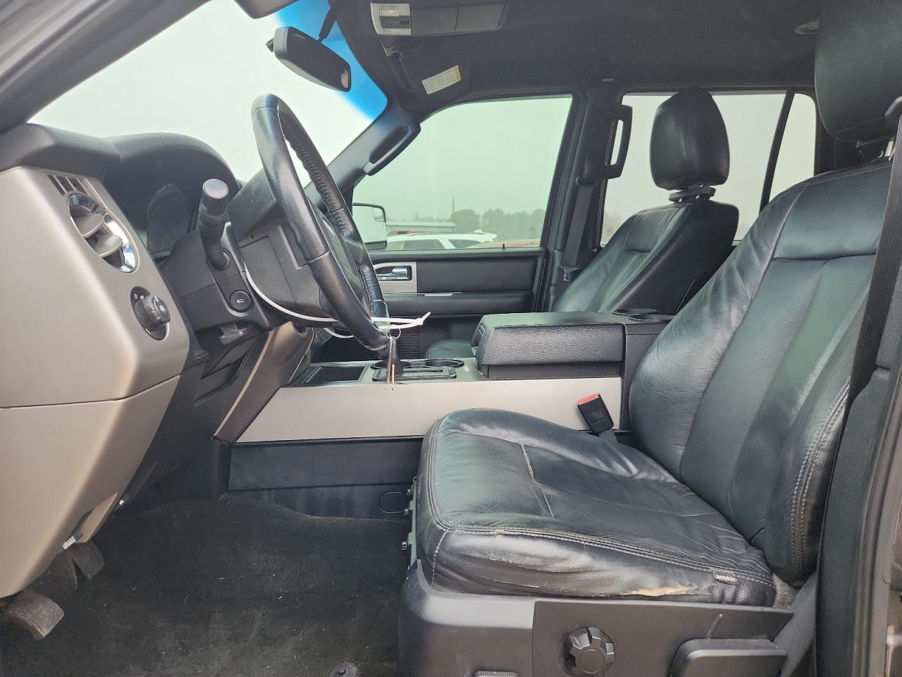 Ford Expedition Xlt Image 7