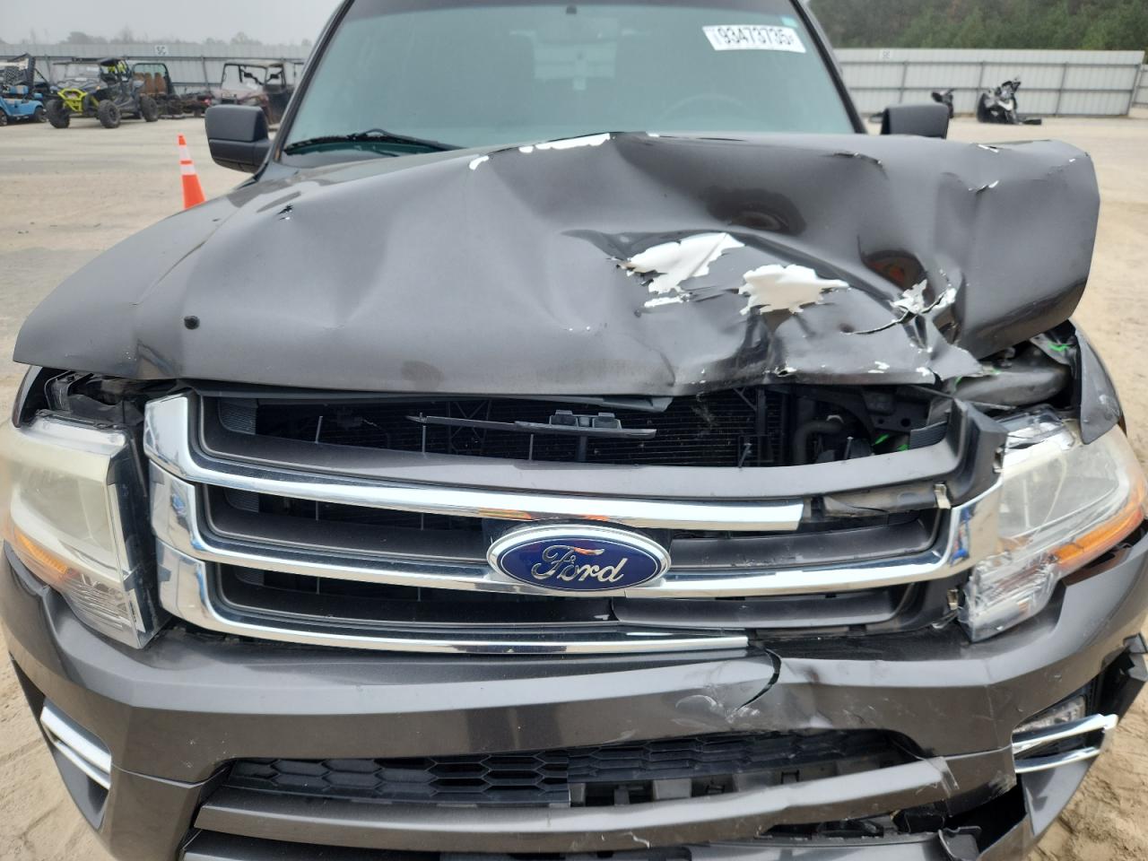 Ford Expedition Xlt Image 8