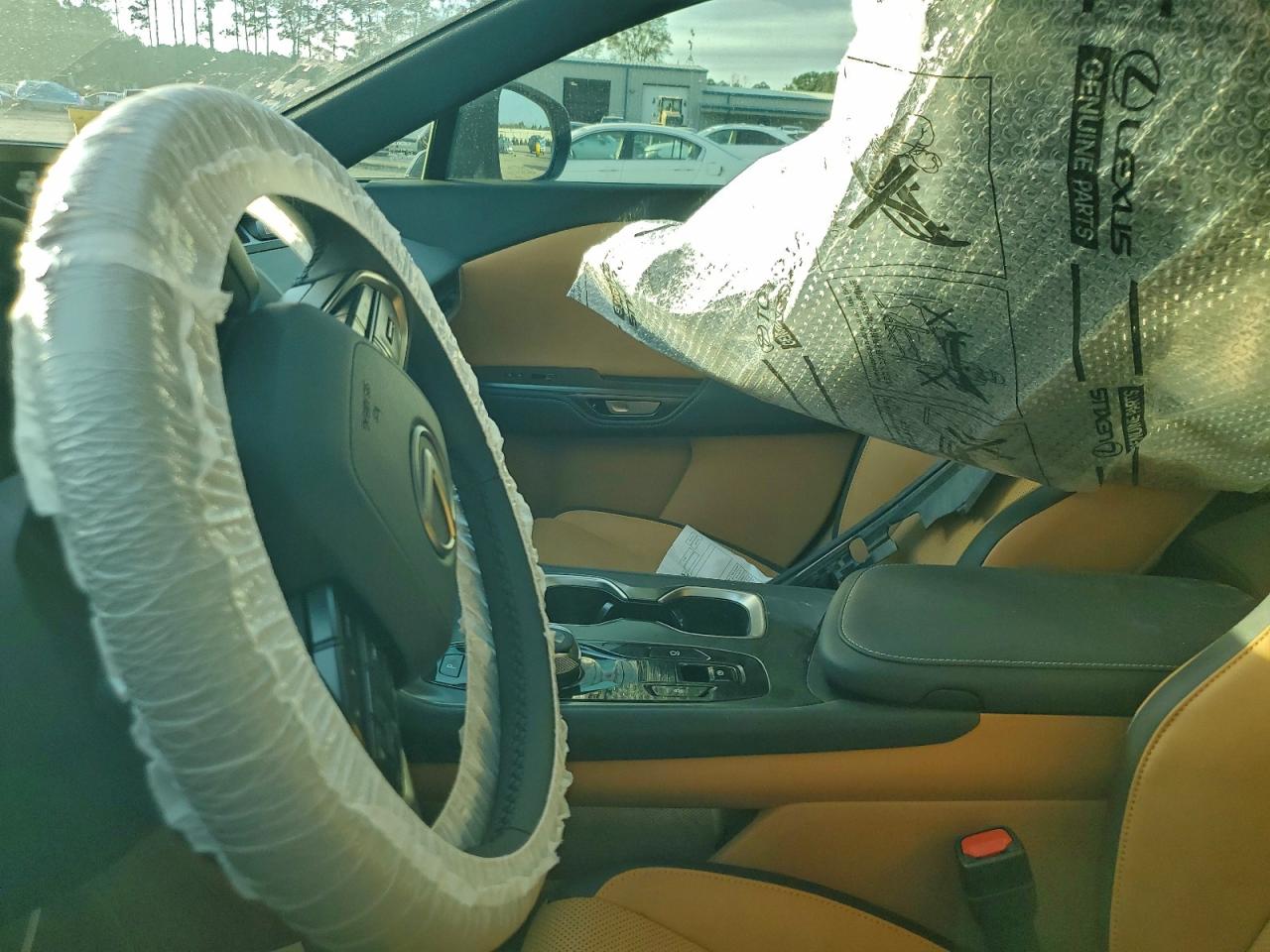 Lexus Rz 300e Image 5