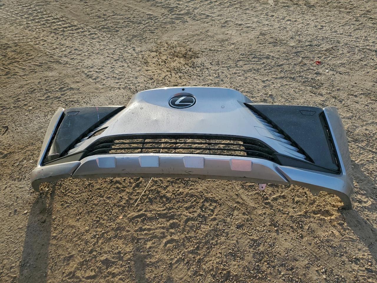 Lexus Rz 300e Image 11