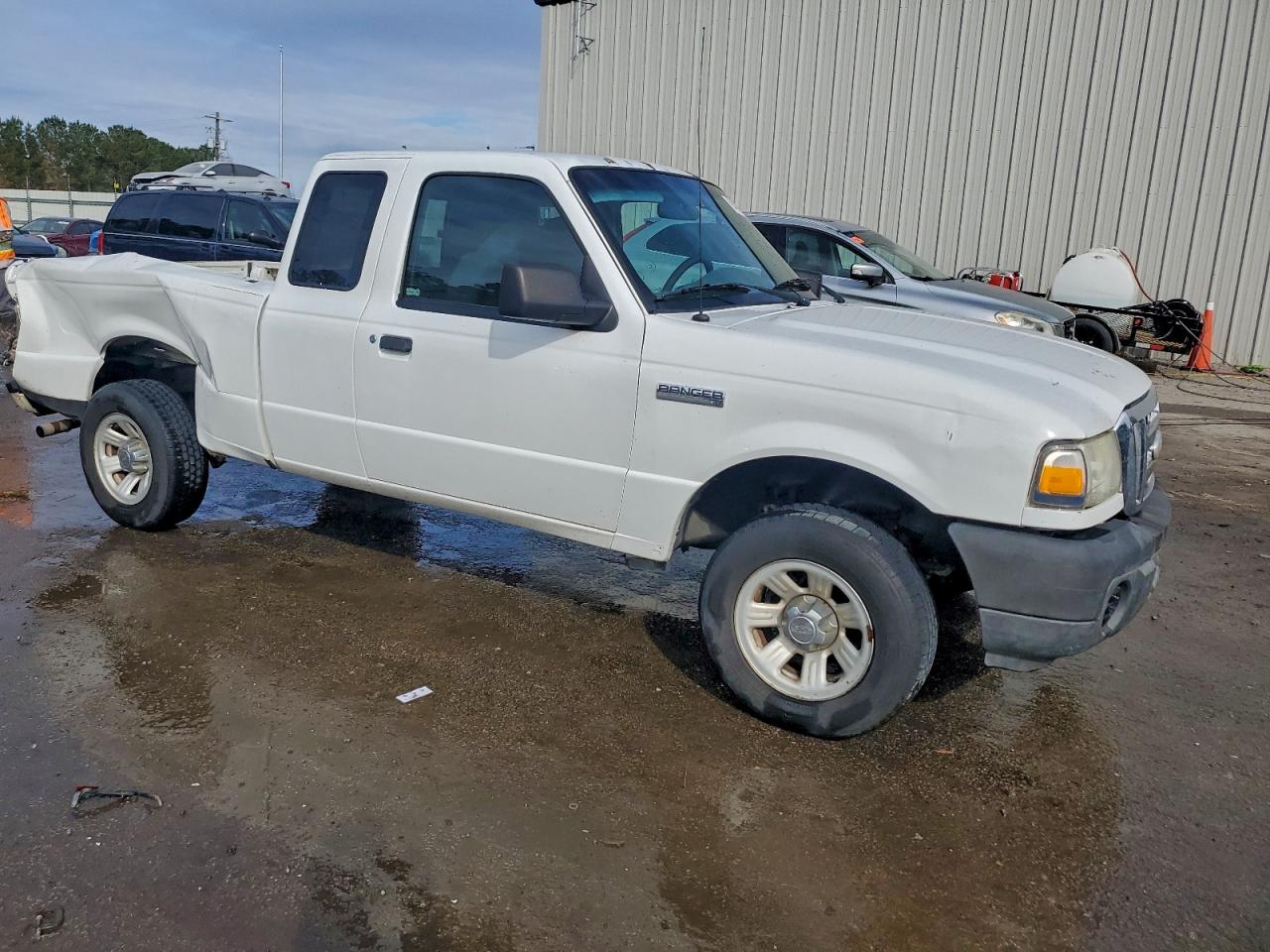 Ford Ranger Super Cab Image 4