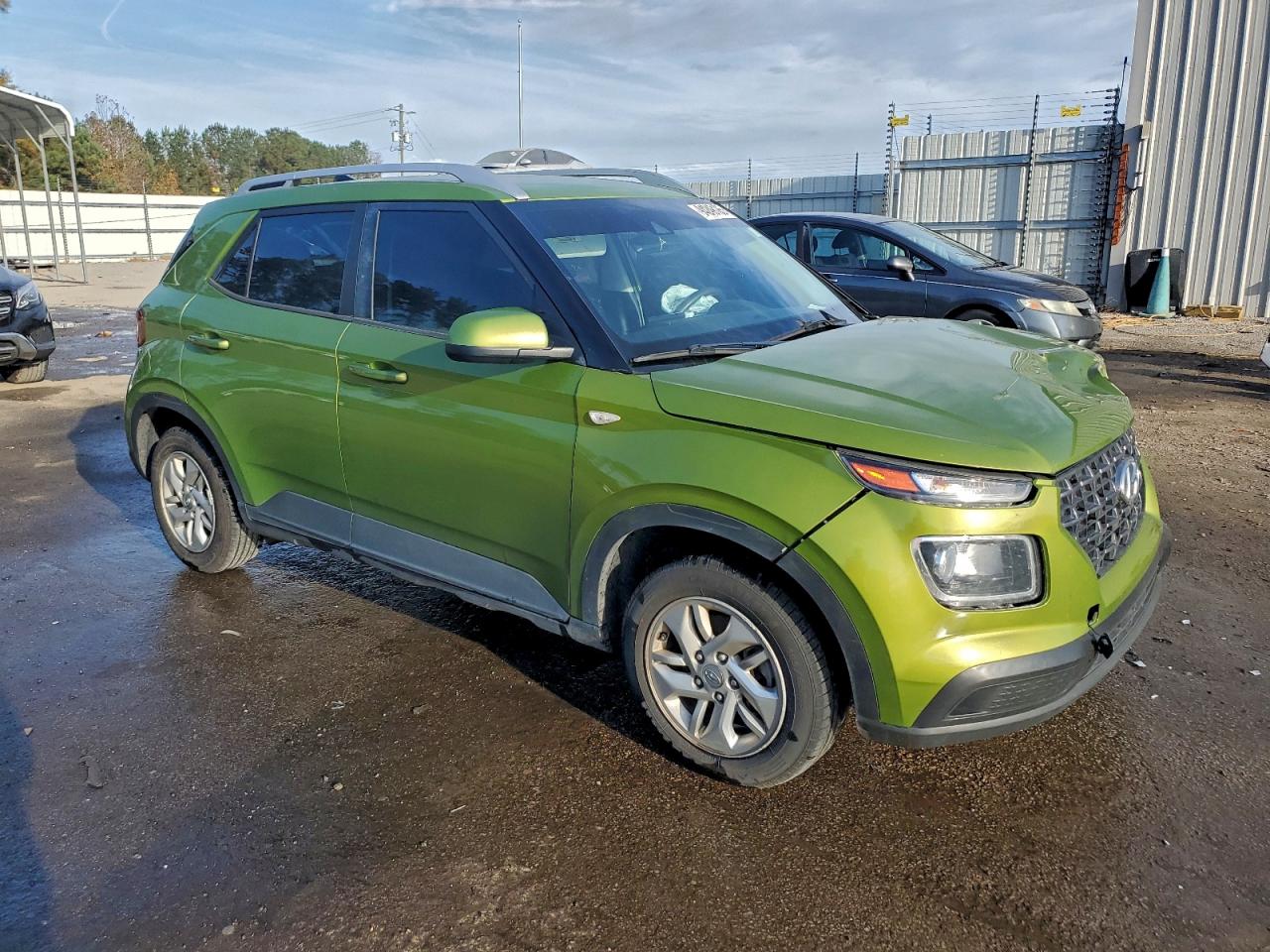 Hyundai VENUE Sel Image 2