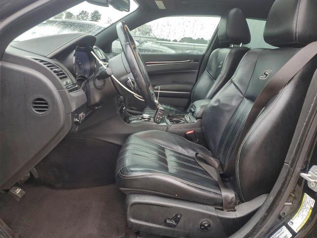 Chrysler 300 S Image 5