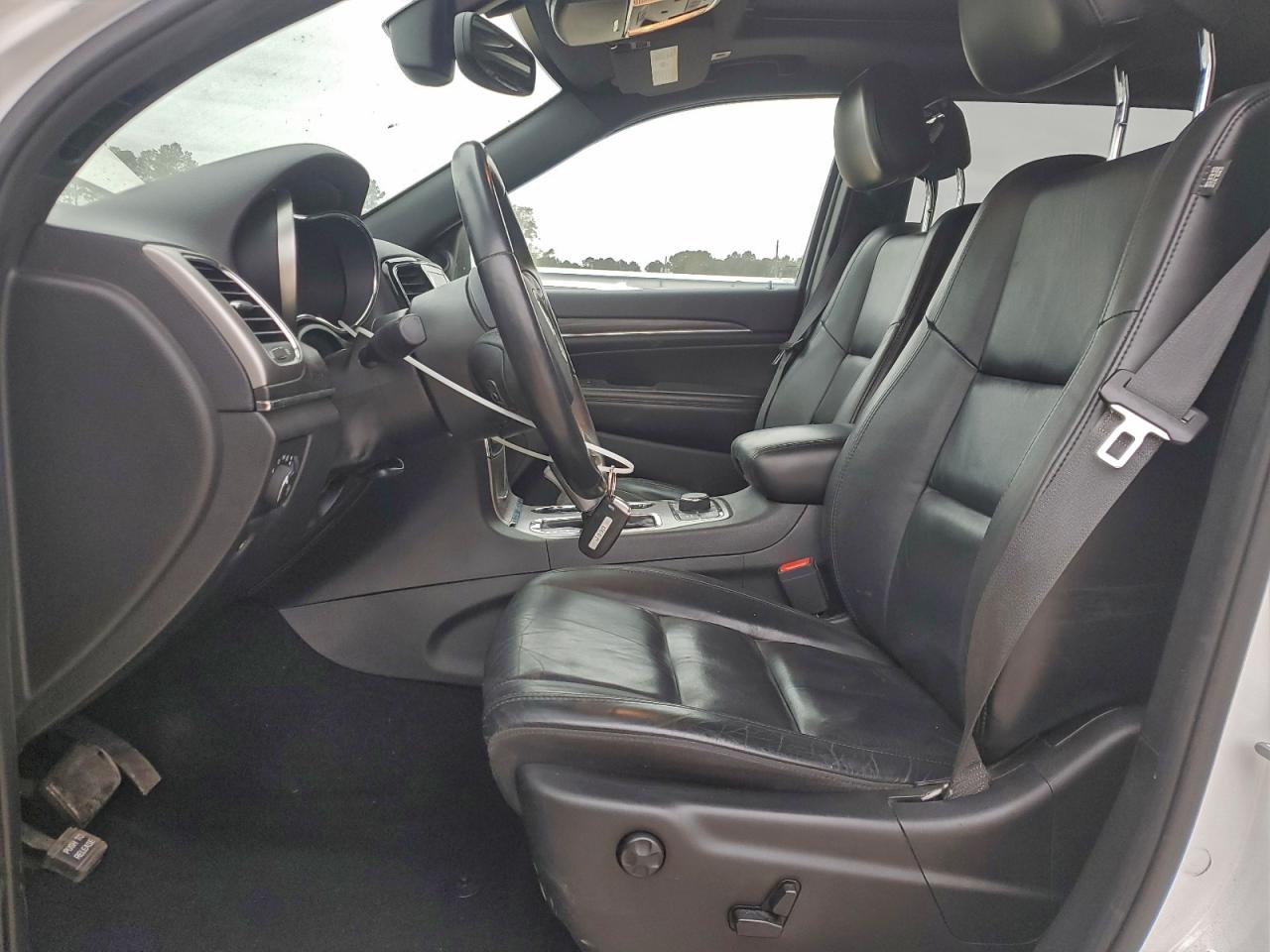 Jeep Grand Cherokee Limited Image 5