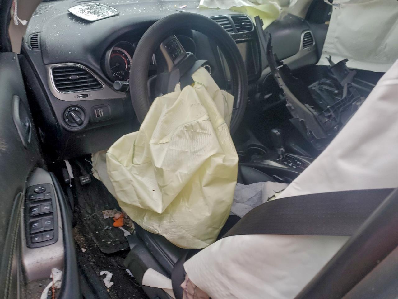 Dodge Journey Crossroad Image 10