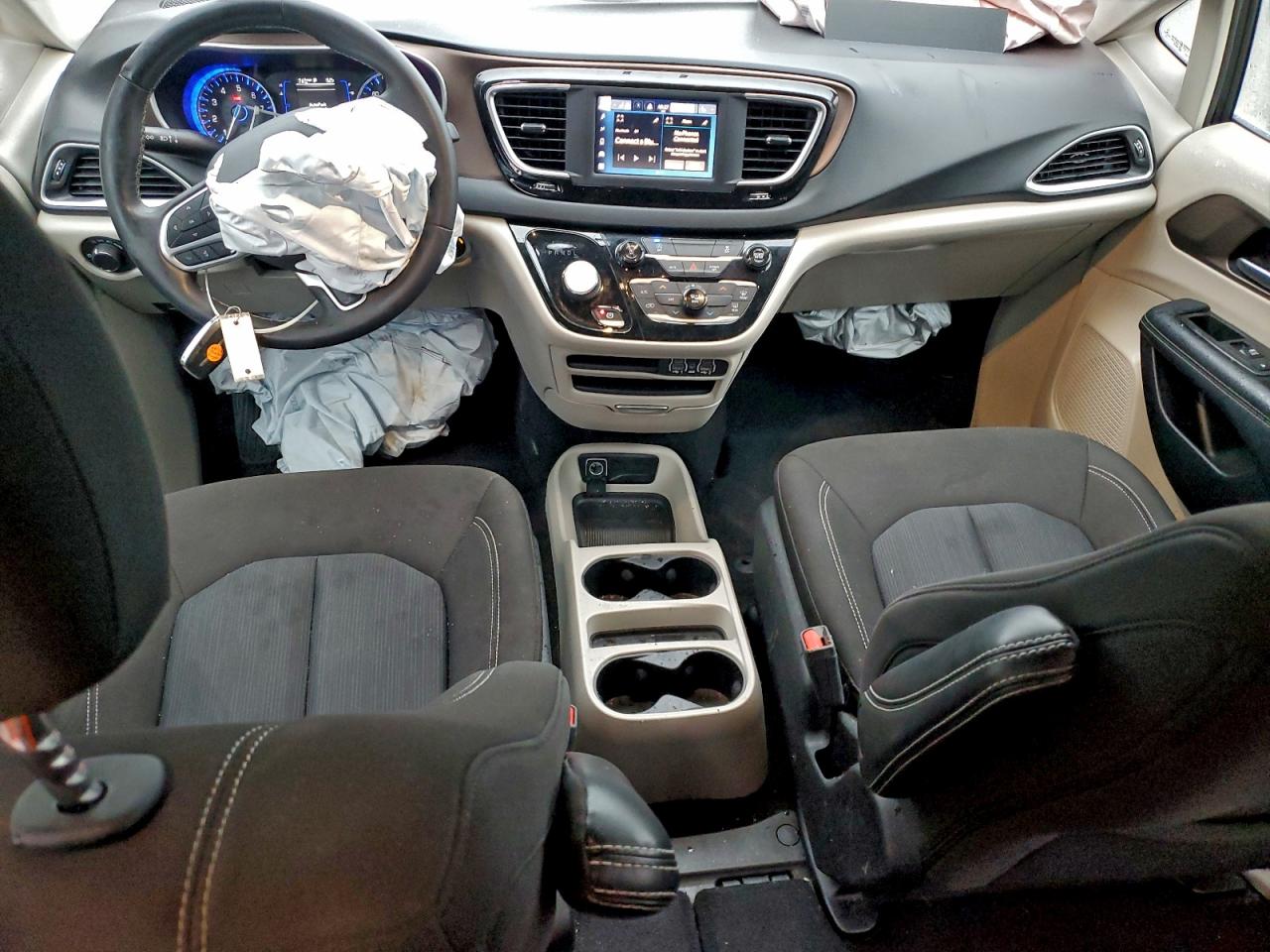 Chrysler Minivan Lx Image 12