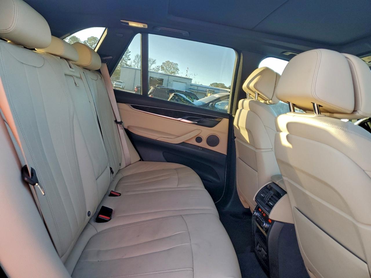 BMW X Series Xdrive35d Image 10