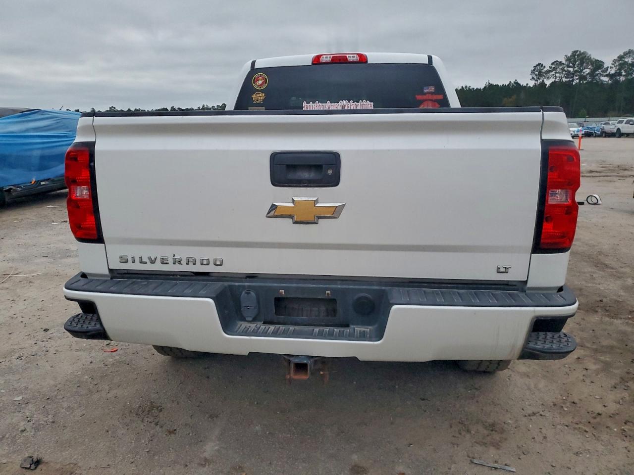 Chevrolet Silverado K1500 Lt Image 6
