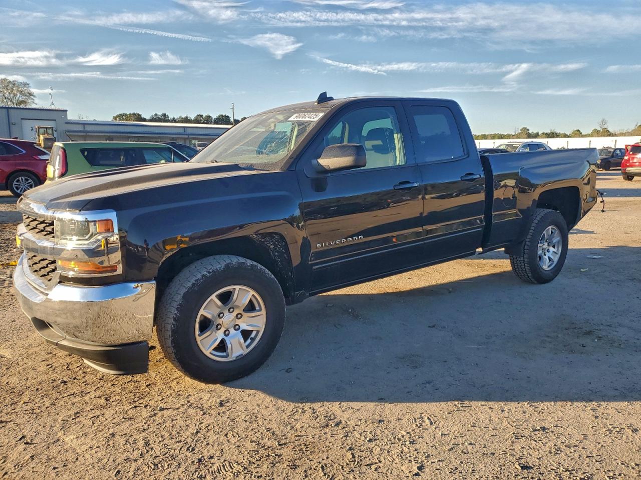 Chevrolet Silverado C1500 Lt Image 1