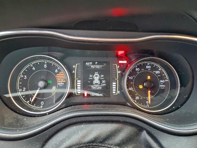 Jeep Grand Cherokee Latitude Image 9