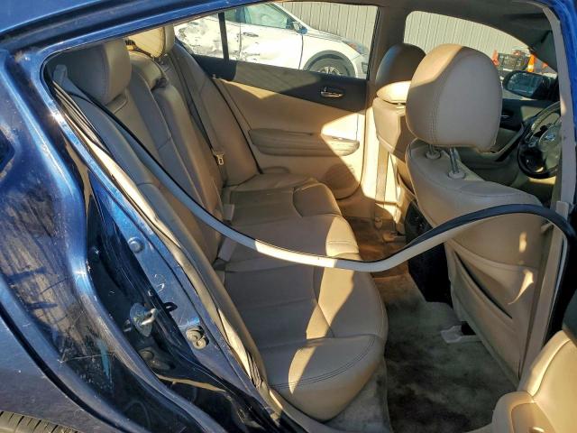 Nissan Maxima S Image 12