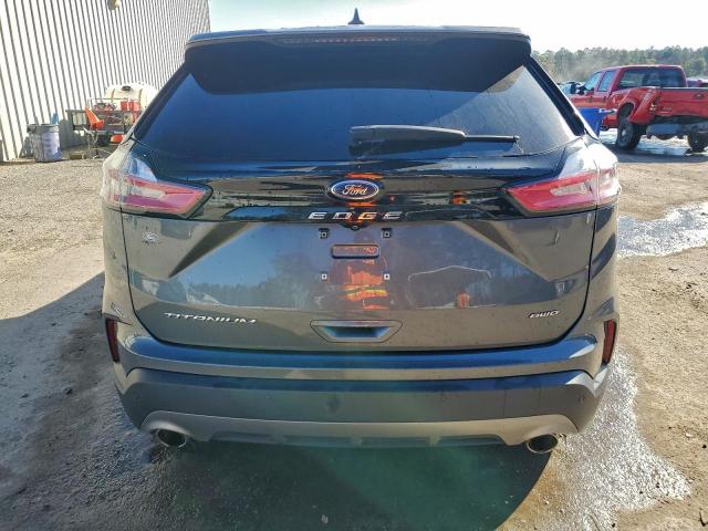 Ford Edge Titanium Image 9