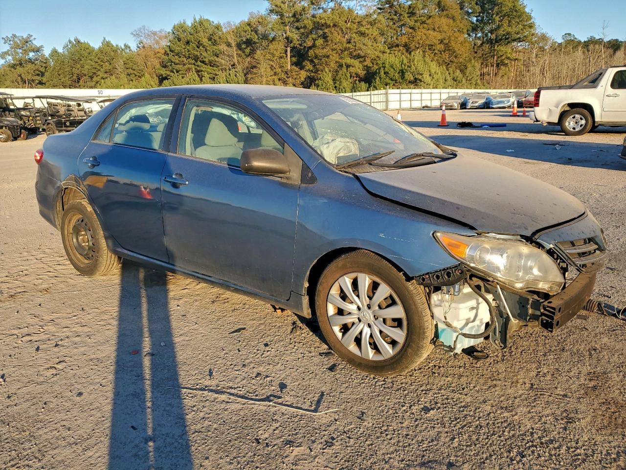 Toyota Corolla Base Image 4