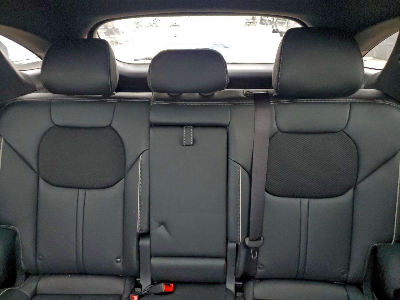 Genesis Gv70 Base Base Image 9