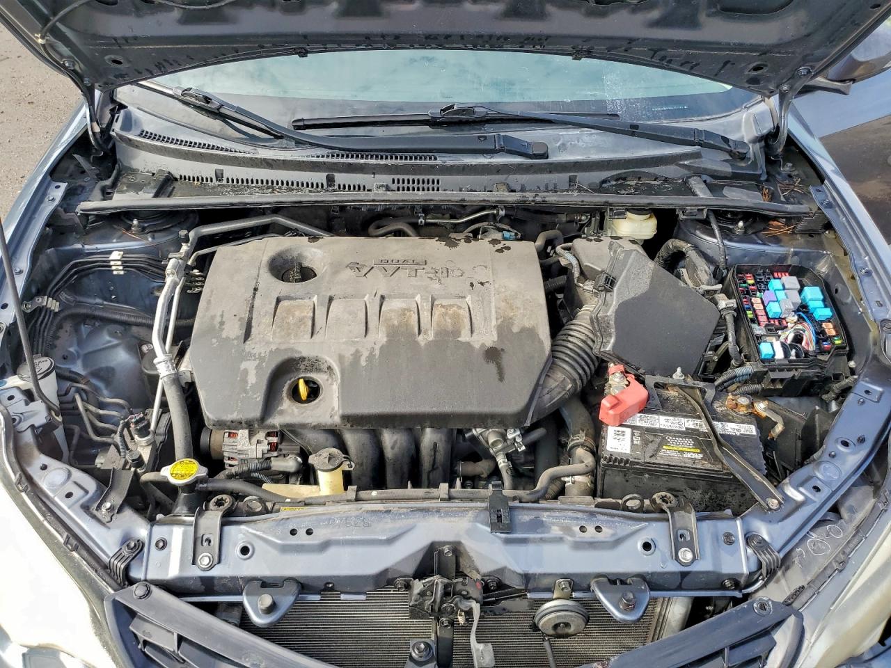 Toyota Corolla L Image 7