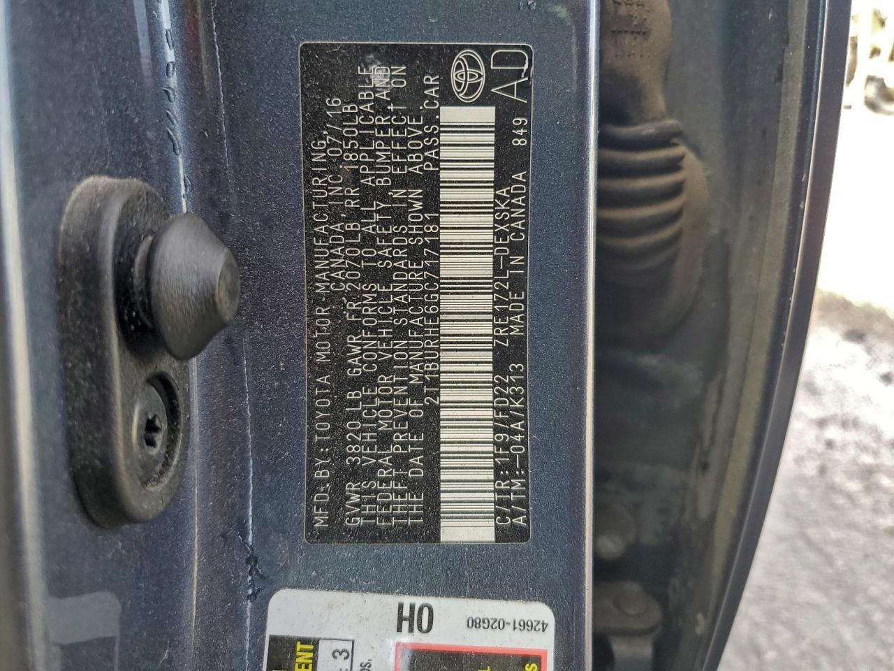 Toyota Corolla L Image 10