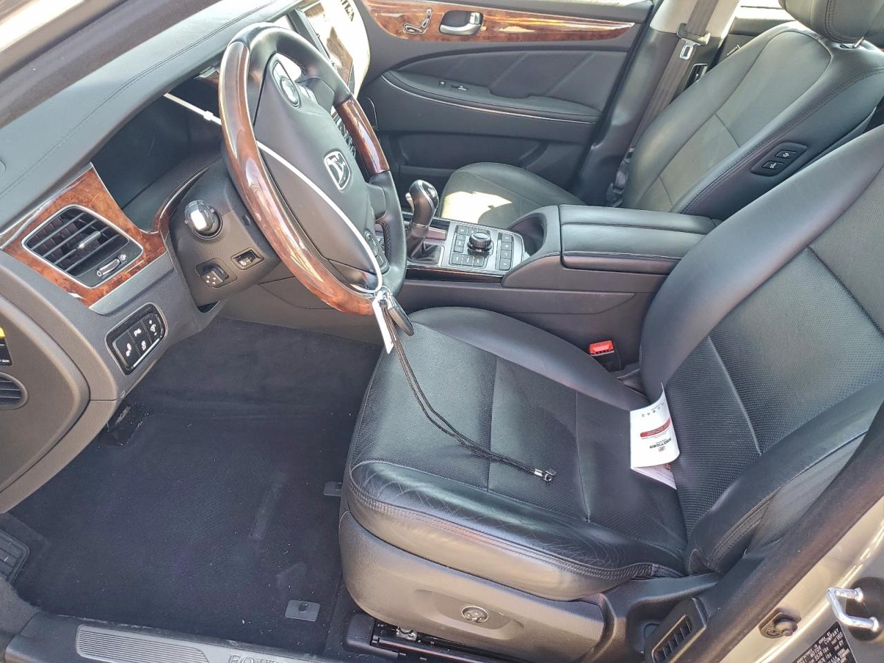 Hyundai Equus Signature Image 12