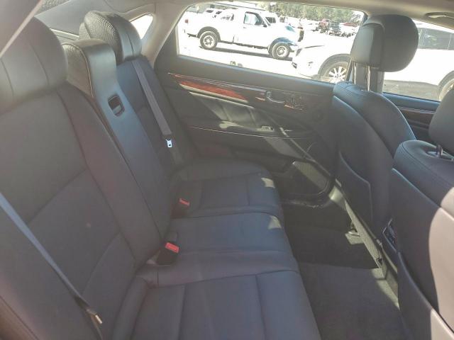 Hyundai Equus Signature Image 8