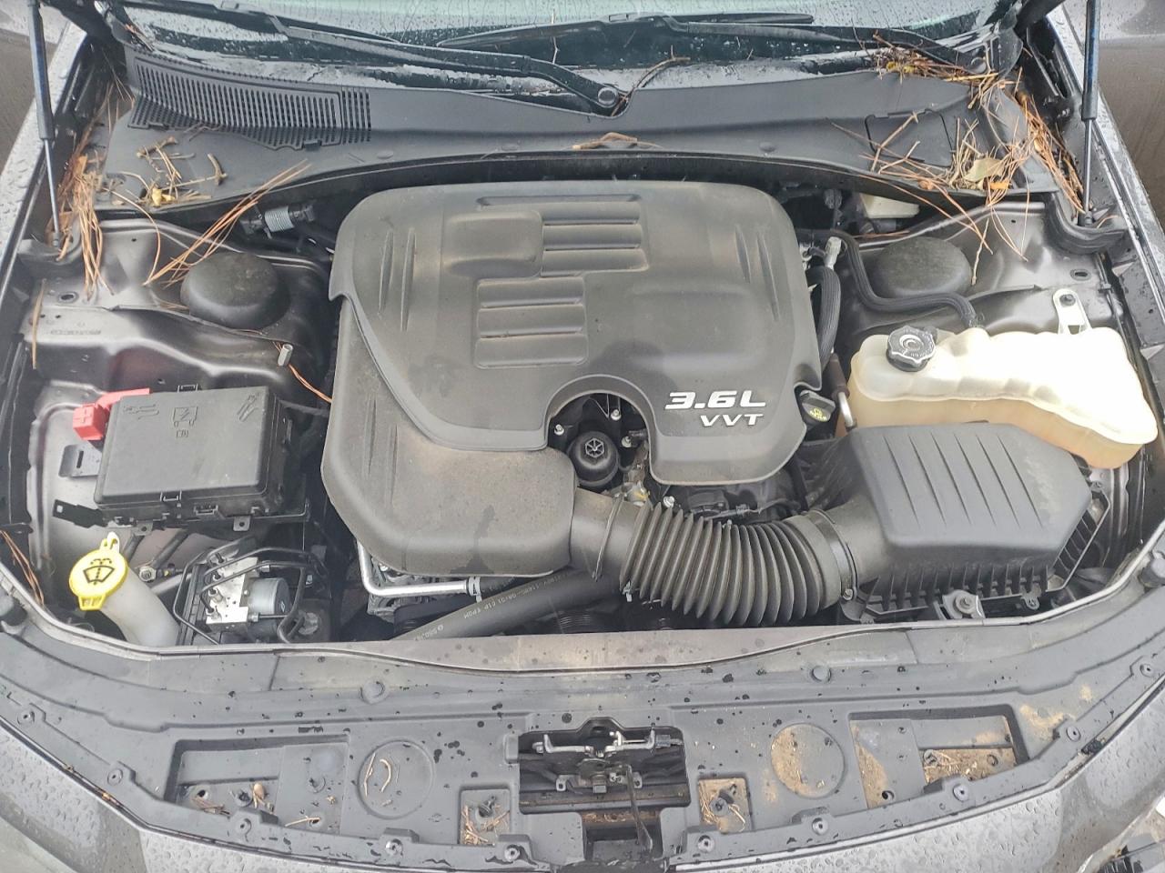 Chrysler 300 Touring Image 7