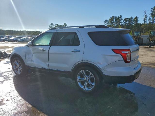 Ford Explorer Limited Image 2