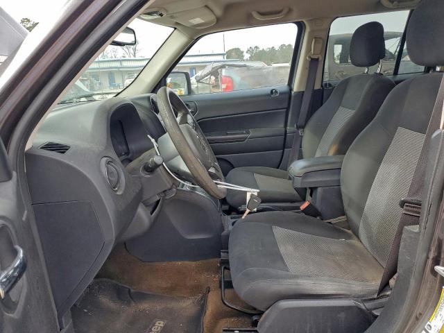 Jeep Patriot Sport Image 8