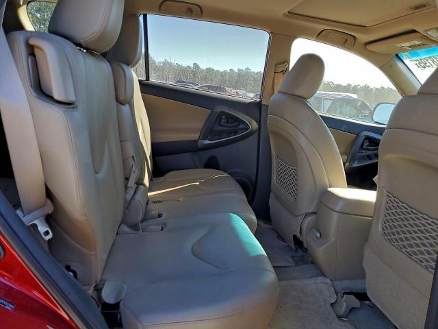 Toyota RAV4 Limited Image 5