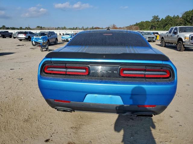 Dodge Challenger R/t Scat Pack Image 7