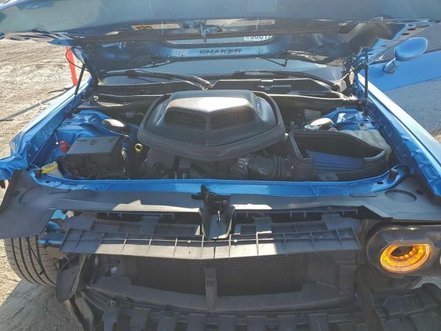 Dodge Challenger R/t Scat Pack Image 3