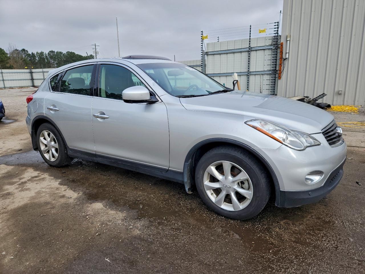 INFINITI Ex Base Image 11