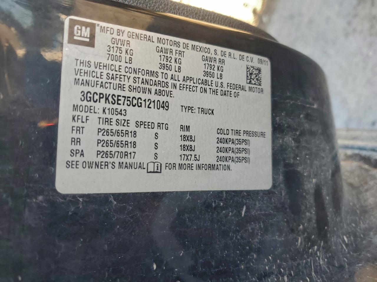 Chevrolet Silverado K1500 Lt Image 9