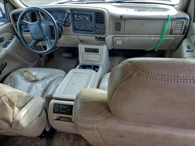 GMC Yukon C1500 Image 3