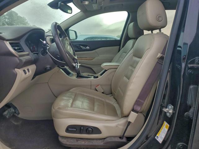 GMC Acadia Denali Image 2