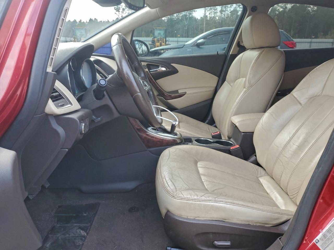 Buick Verano Image 6