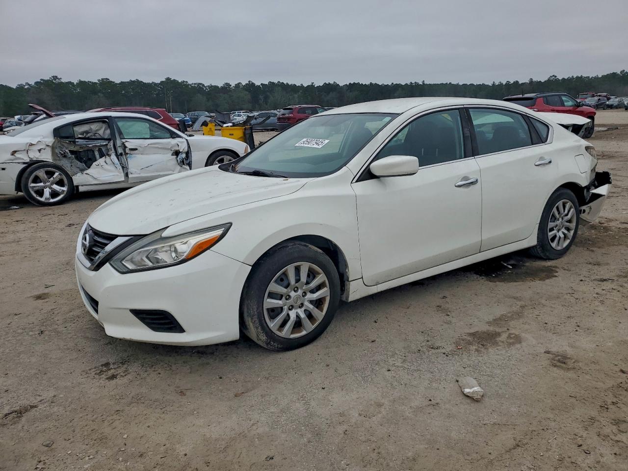 Nissan Altima 2.5 Image 1