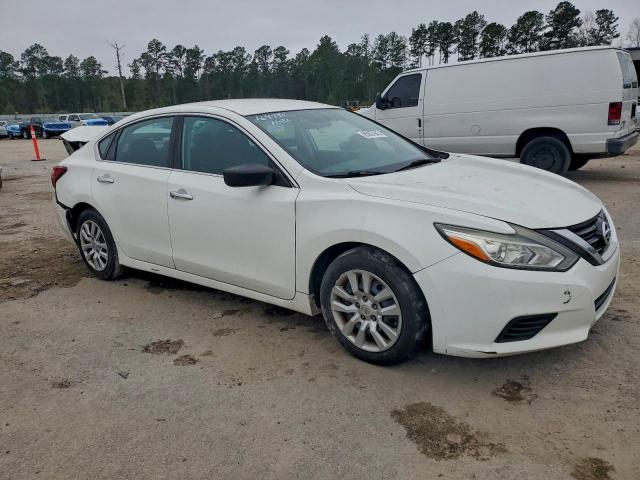 Nissan Altima 2.5 Image 2