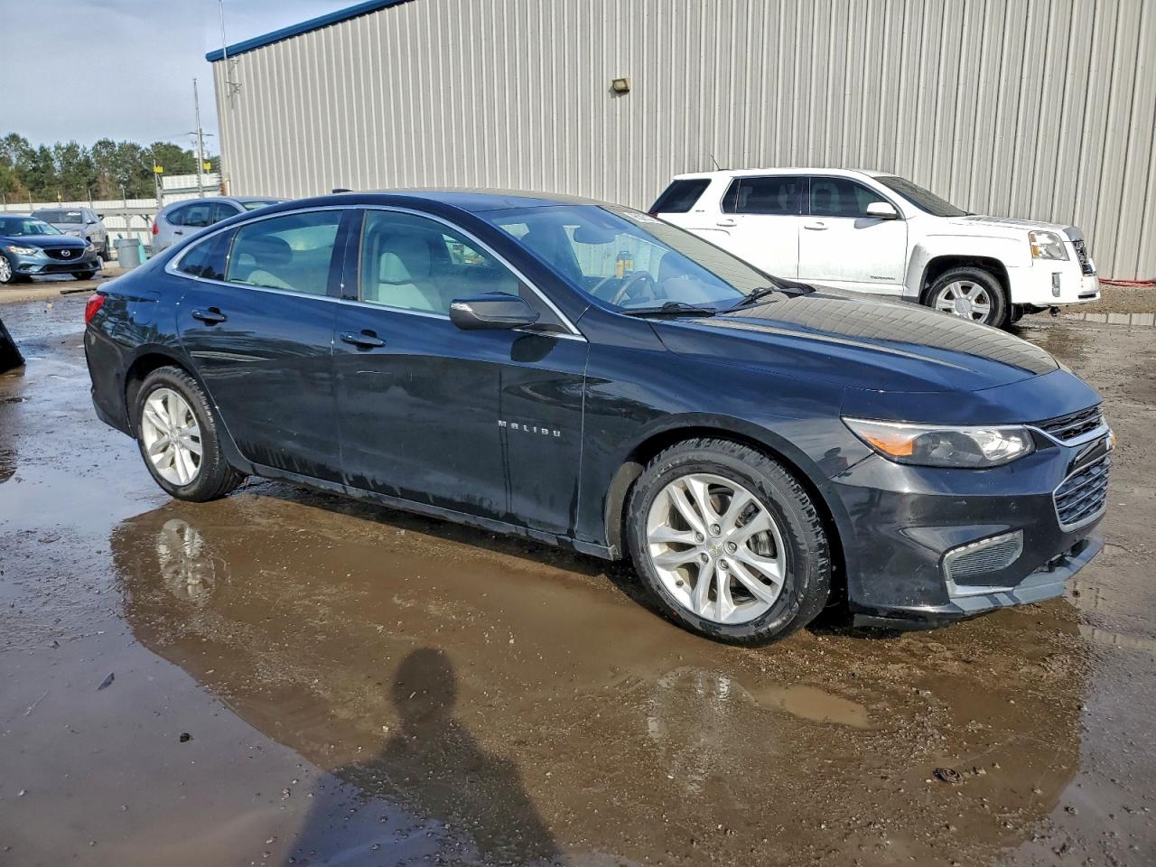 Chevrolet Malibu Hybrid Image 2