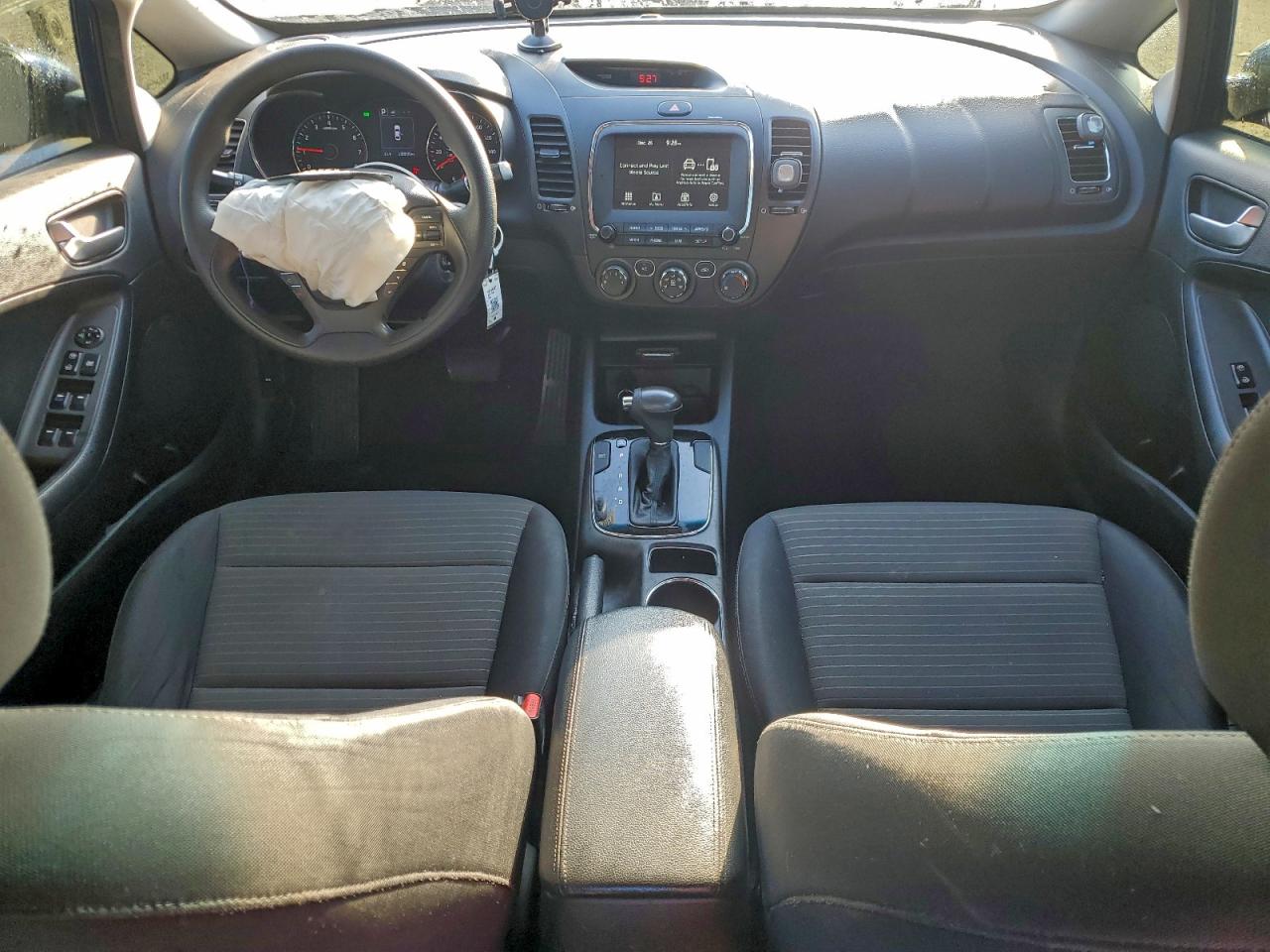 Kia Forte Lx Image 8