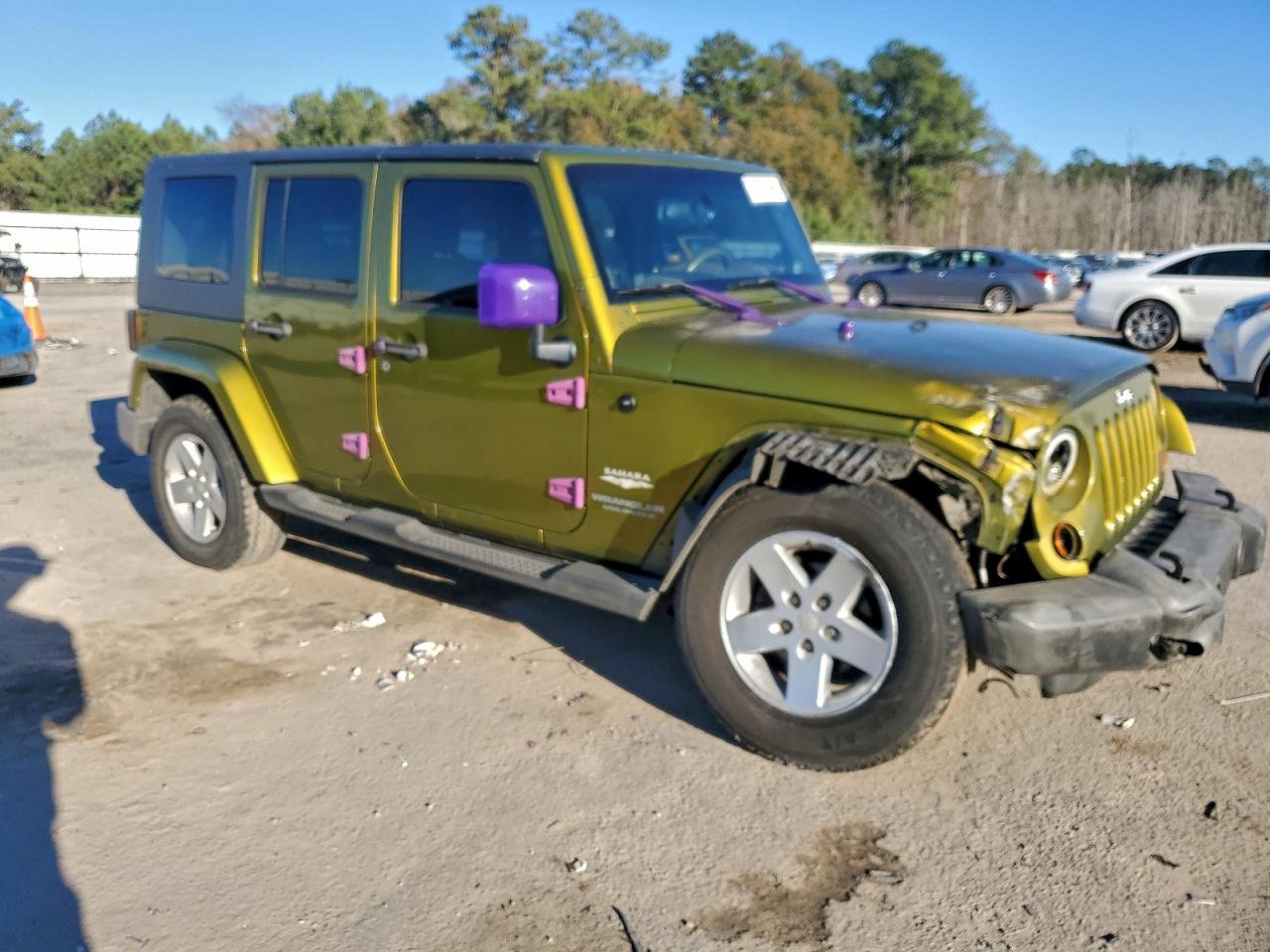 Jeep Wrangler Sahara Image 2