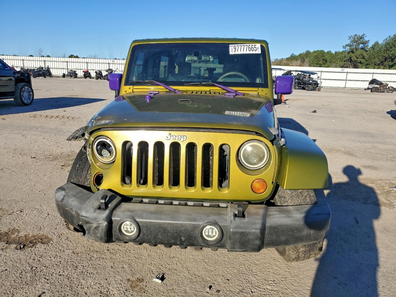 Jeep Wrangler Sahara Image 13