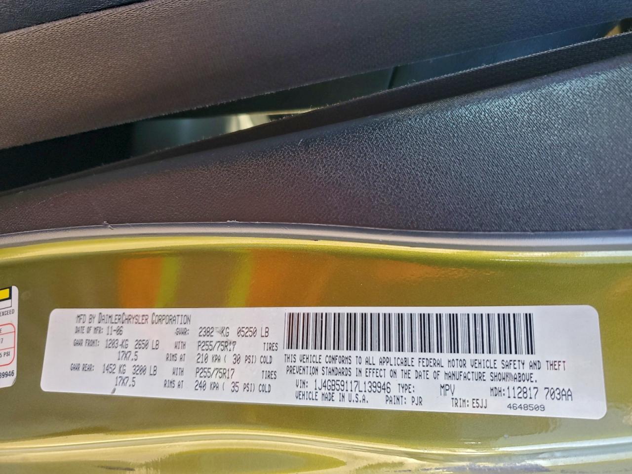 Jeep Wrangler Sahara Image 12