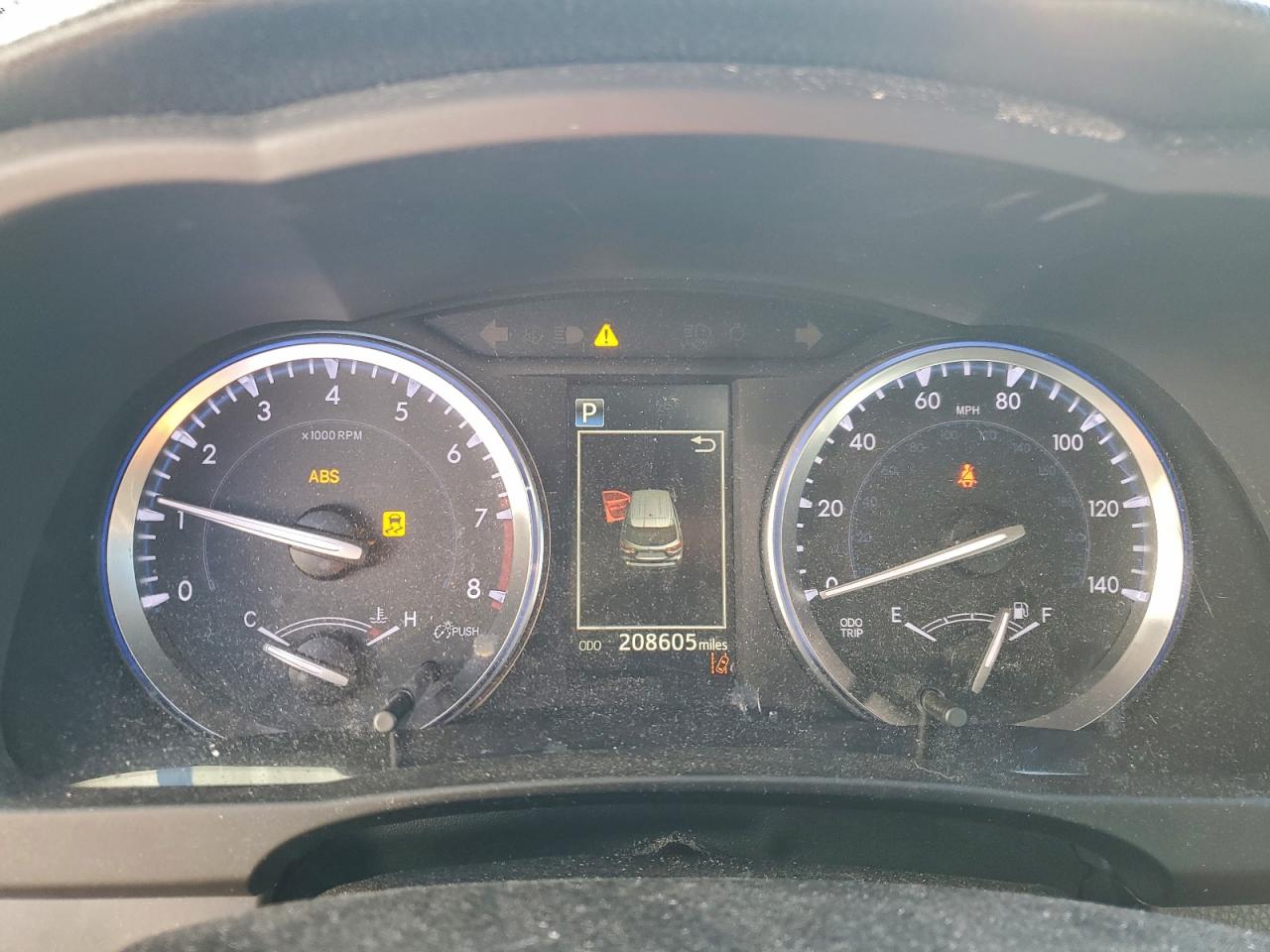 Toyota Highlander Se Image 5