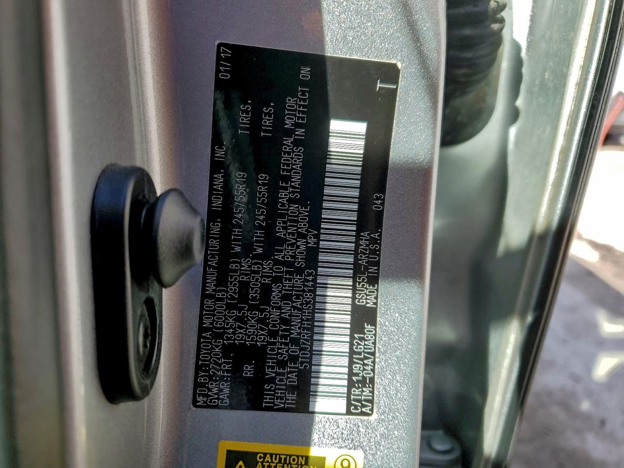 Toyota Highlander Se Image 8