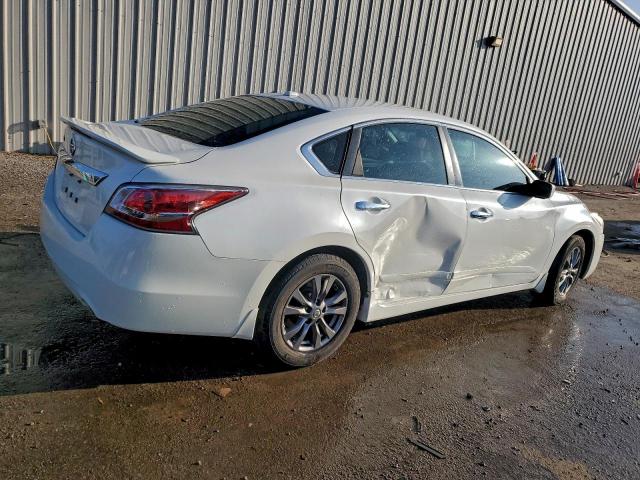 Nissan Altima 2.5 Image 12