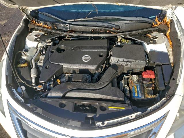 Nissan Altima 2.5 Image 9